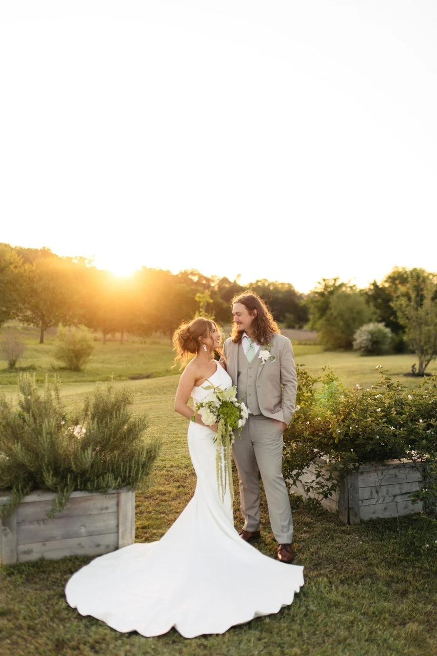 Sunset couple in gardens